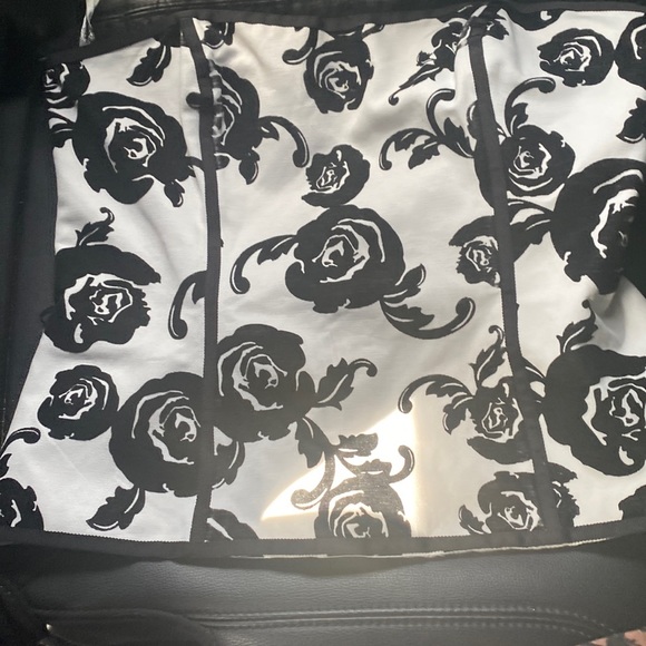 Selling because it didn’t fit - Picture 1 of 3